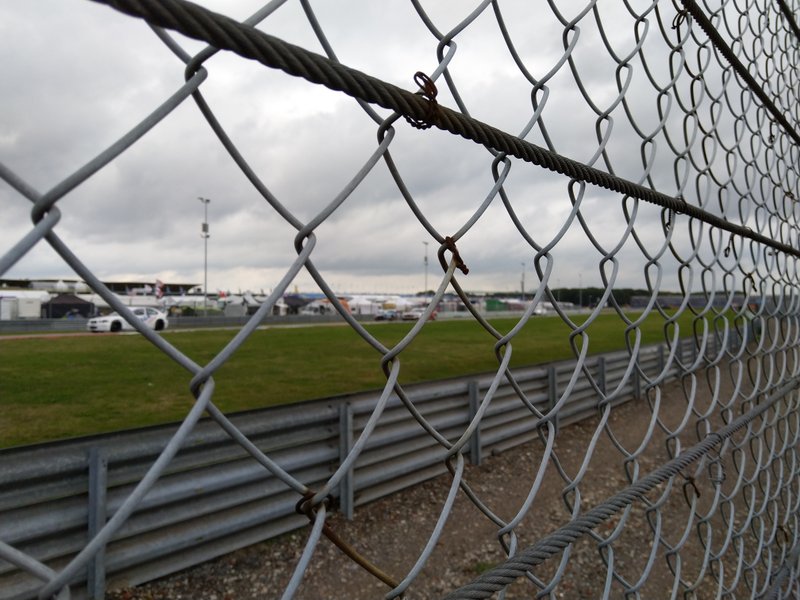 goddamn did i picture the fence nicely
